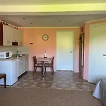 Pikk * Toila